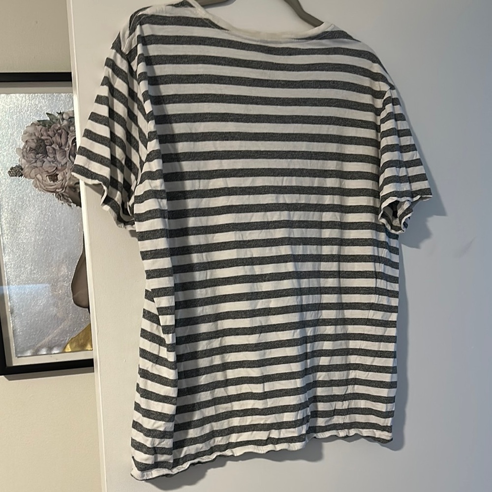 H & M large gray and white striped t-shirt